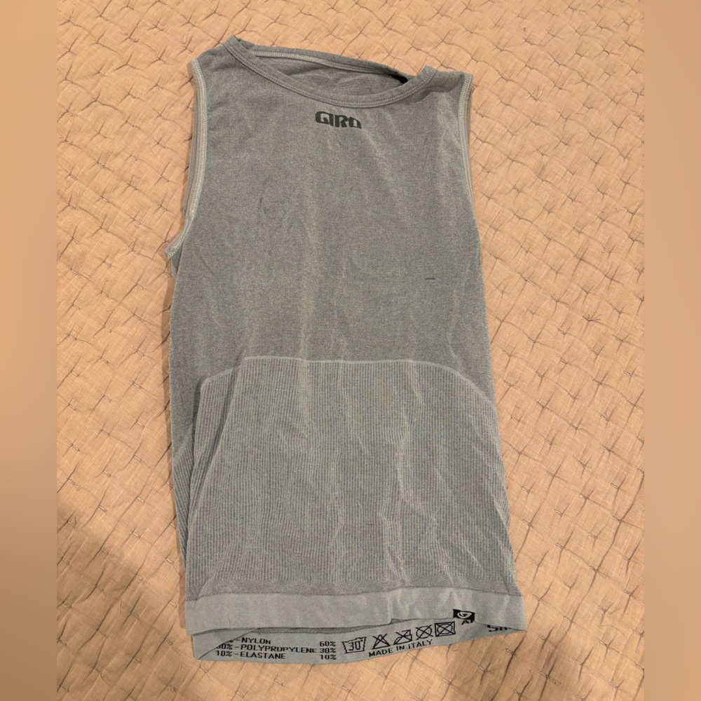 Giro Women's Chrono Sleeveless Base Layer